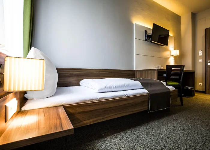 Joesepp´s Am Hallhof Hotell 3*