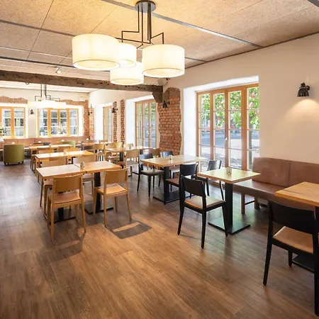 Joesepp's Am Hallhof Hotel Memmingen