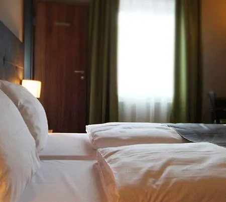 Joesepp's Am Hallhof Hotel 3*