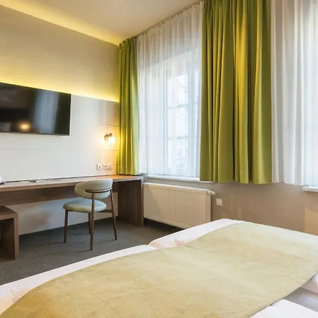 호텔 Joesepp's Am Hallhof 3*