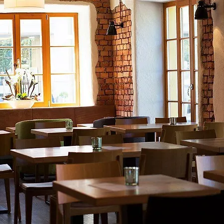 فندق Joesepp's Am Hallhof 3*