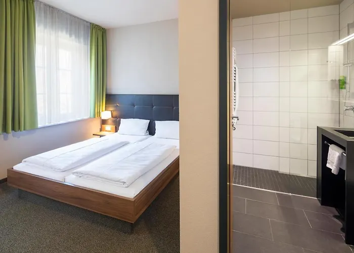 Hotel Joesepp's Am Hallhof 3*