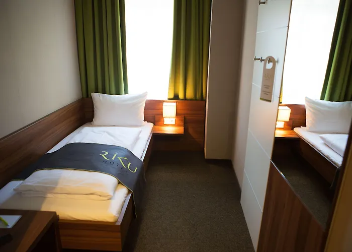 Hotel Joesepp's Am Hallhof 3*