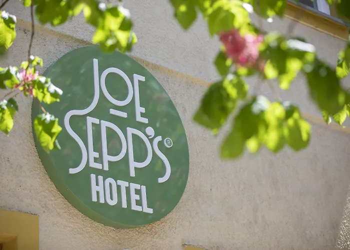 Joesepp's Am Hallhof Hotel 3*
